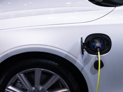 Electric Cars vs. Gasoline Cars: Weighing the Pros and Cons for a Sustainable Future