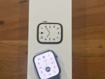 Apple Watch Edition 7 Titanium GPS + Cellular Milanese Loop Silver 45mm