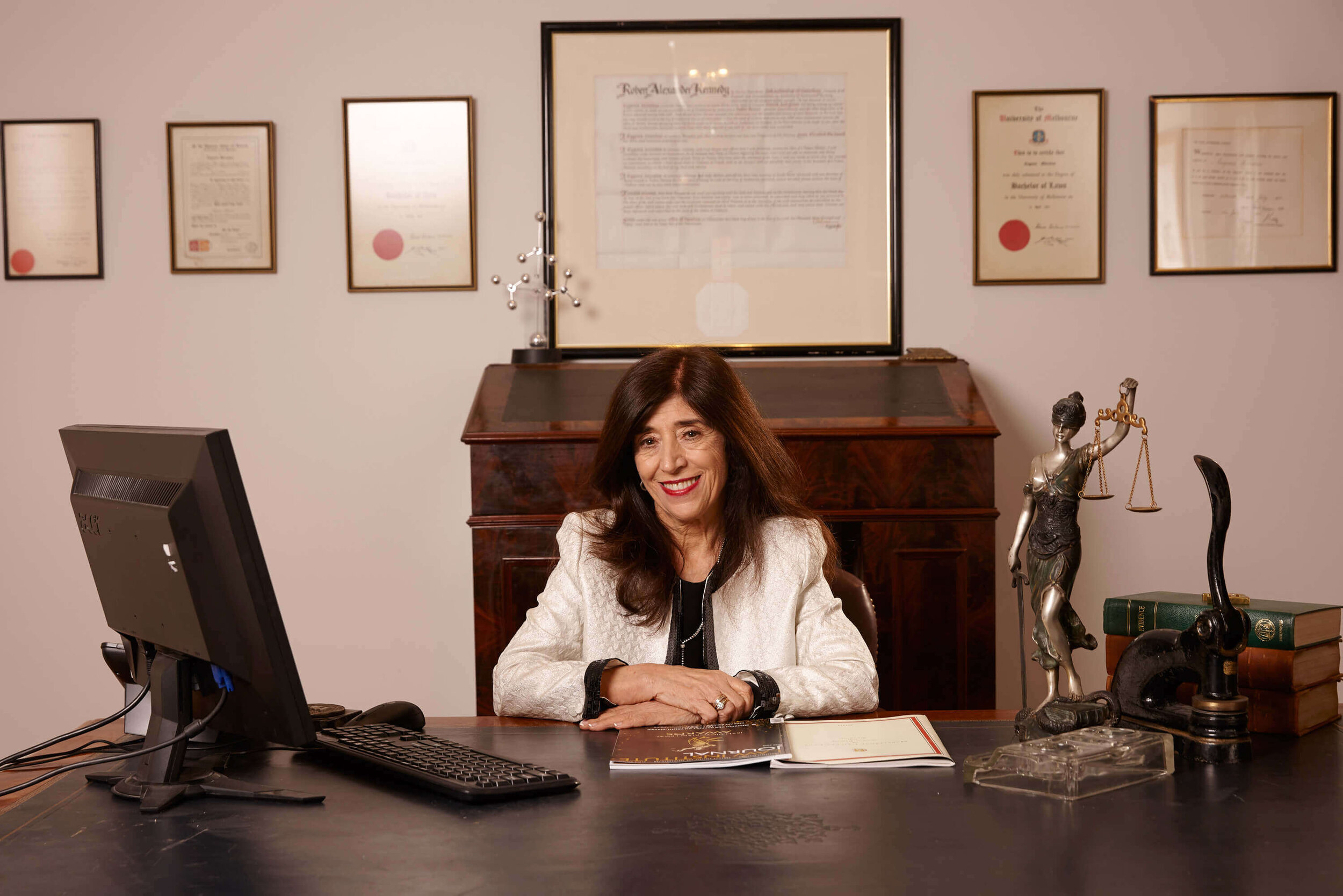 Mitrakas Eugenia (EMR) Lawyers & Notary